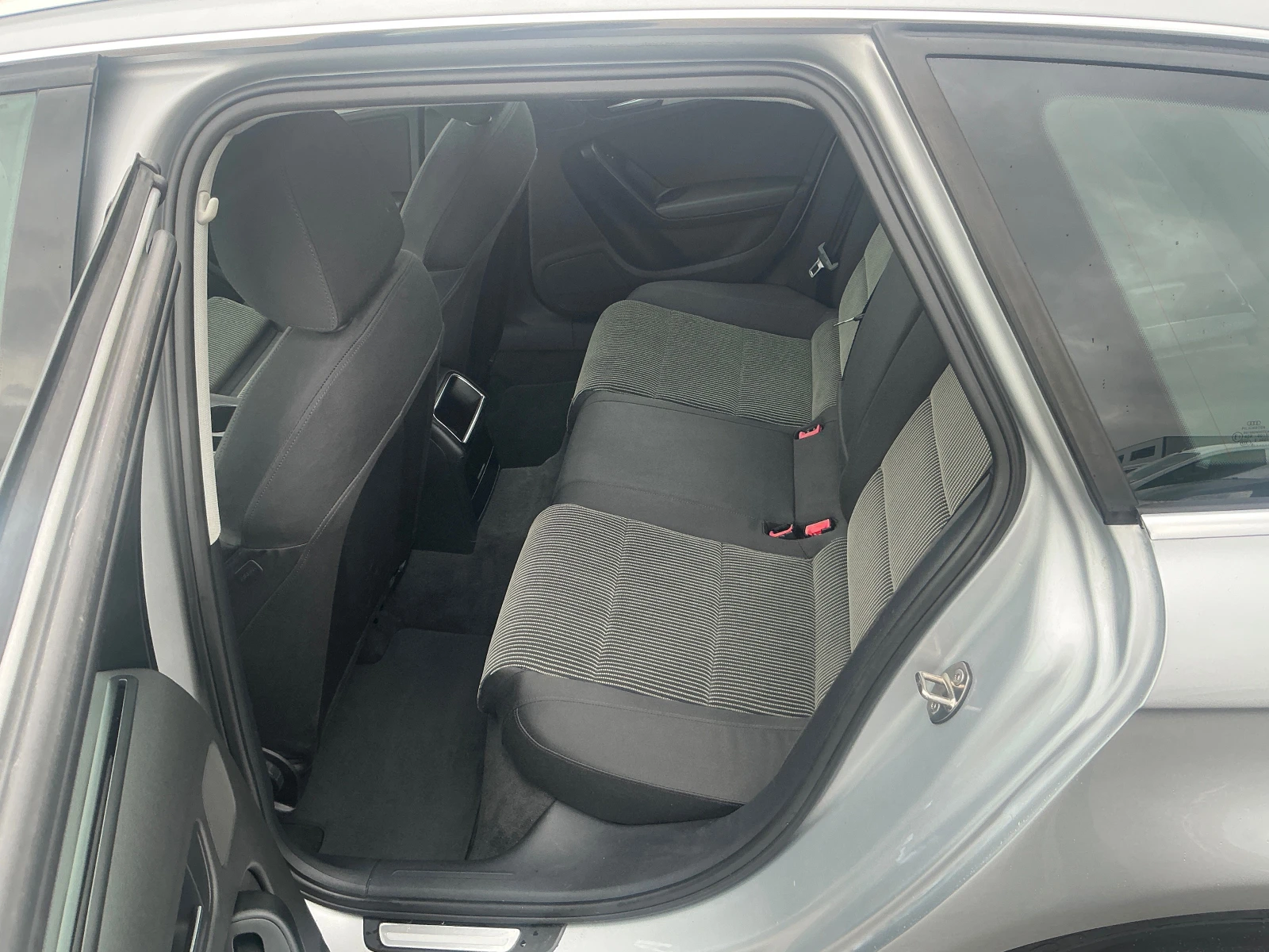 Audi A4 2.0 TDI quattro | Mobile.bg � ����������� 15