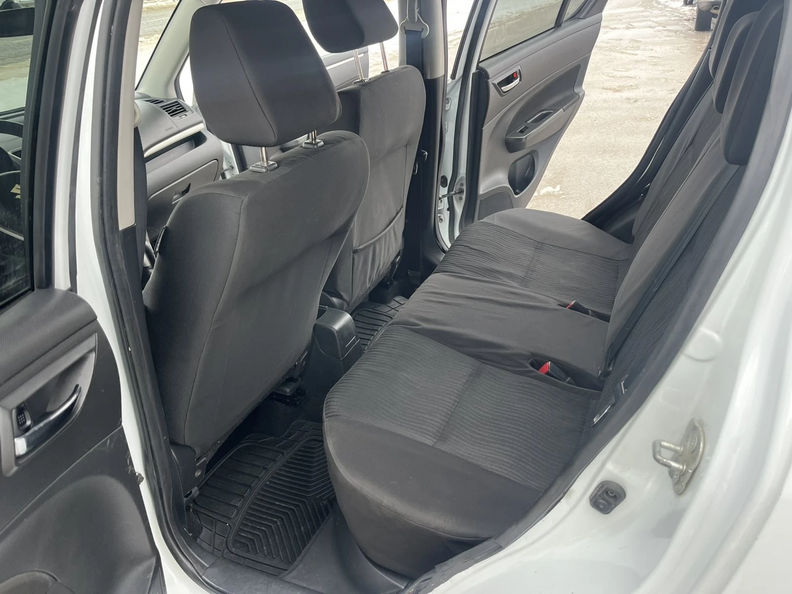 Suzuki Swift FACE 1.3I 94кс EURO 5B АВТОМАТ ВНОС ИТАЛИЯ - изображение 9