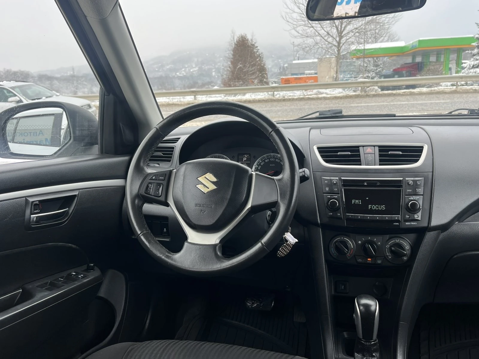 Suzuki Swift FACE 1.3I 94�� EURO 5B ������� ���� ������ | Mobile.bg � ����������� 12