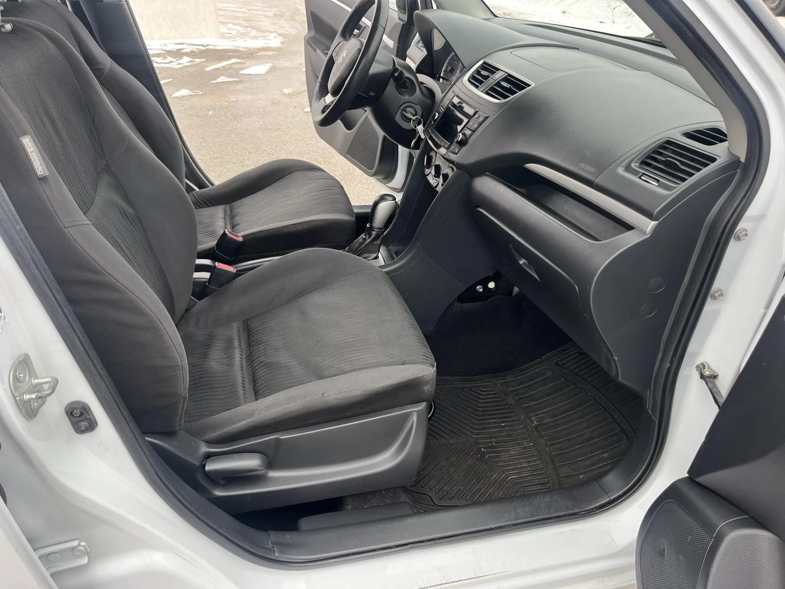 Suzuki Swift FACE 1.3I 94�� EURO 5B ������� ���� ������ | Mobile.bg � ����������� 11