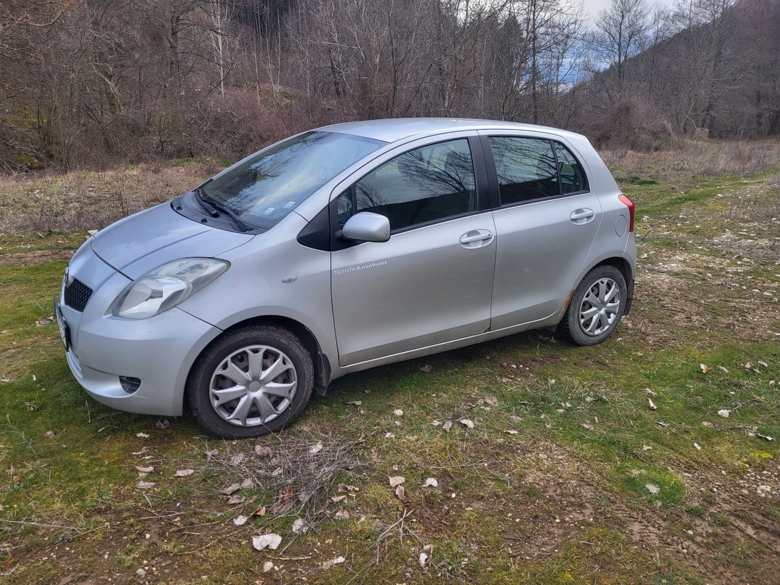 Toyota Yaris Toyota Yaris 1.0 i 16V (68 Hp) | Mobile.bg � ����������� 8