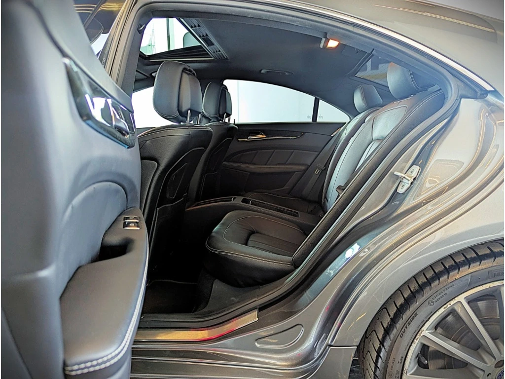 Mercedes-Benz CLS 550  - изображение 8