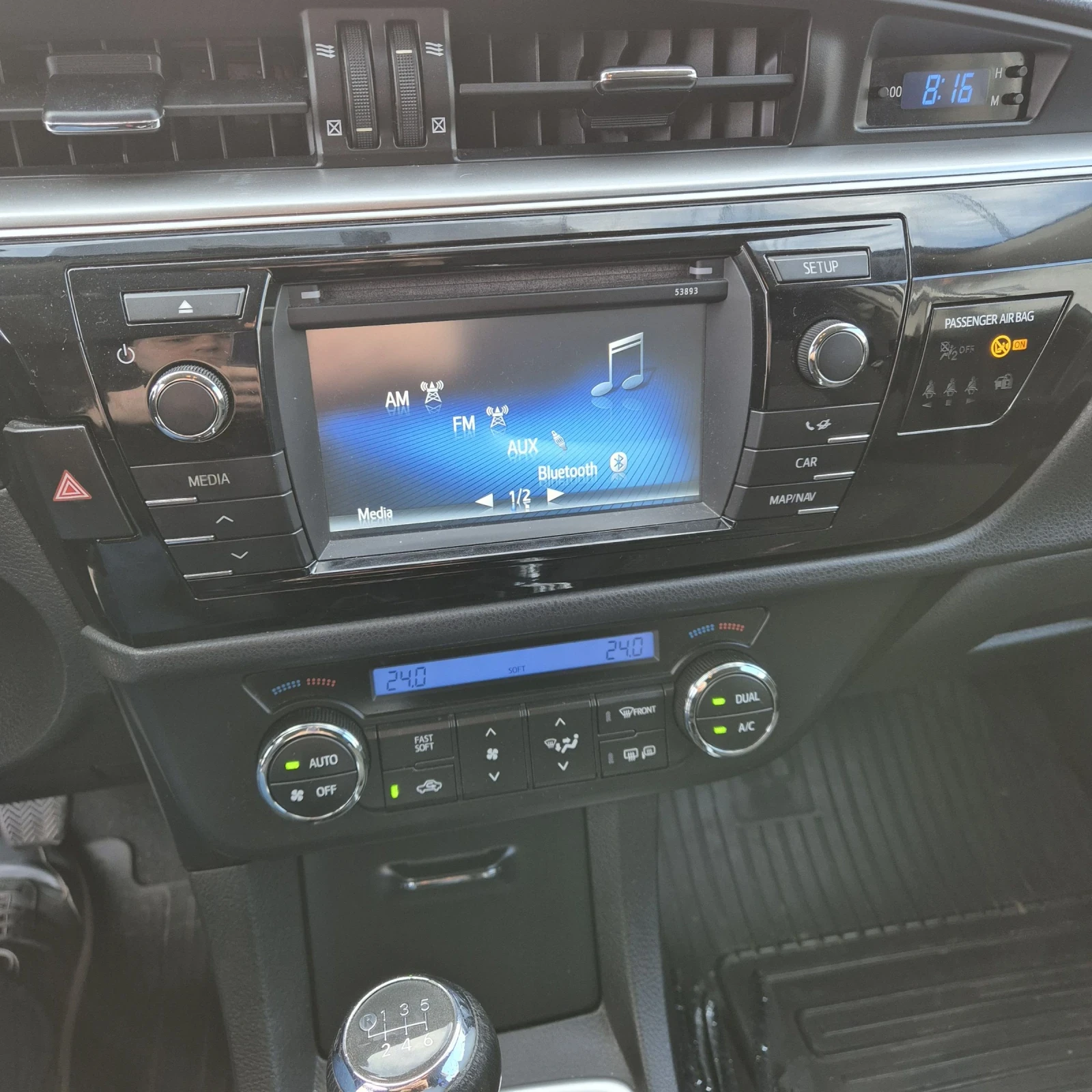 Toyota Corolla, снимка 8 - Автомобили и джипове - 53893428