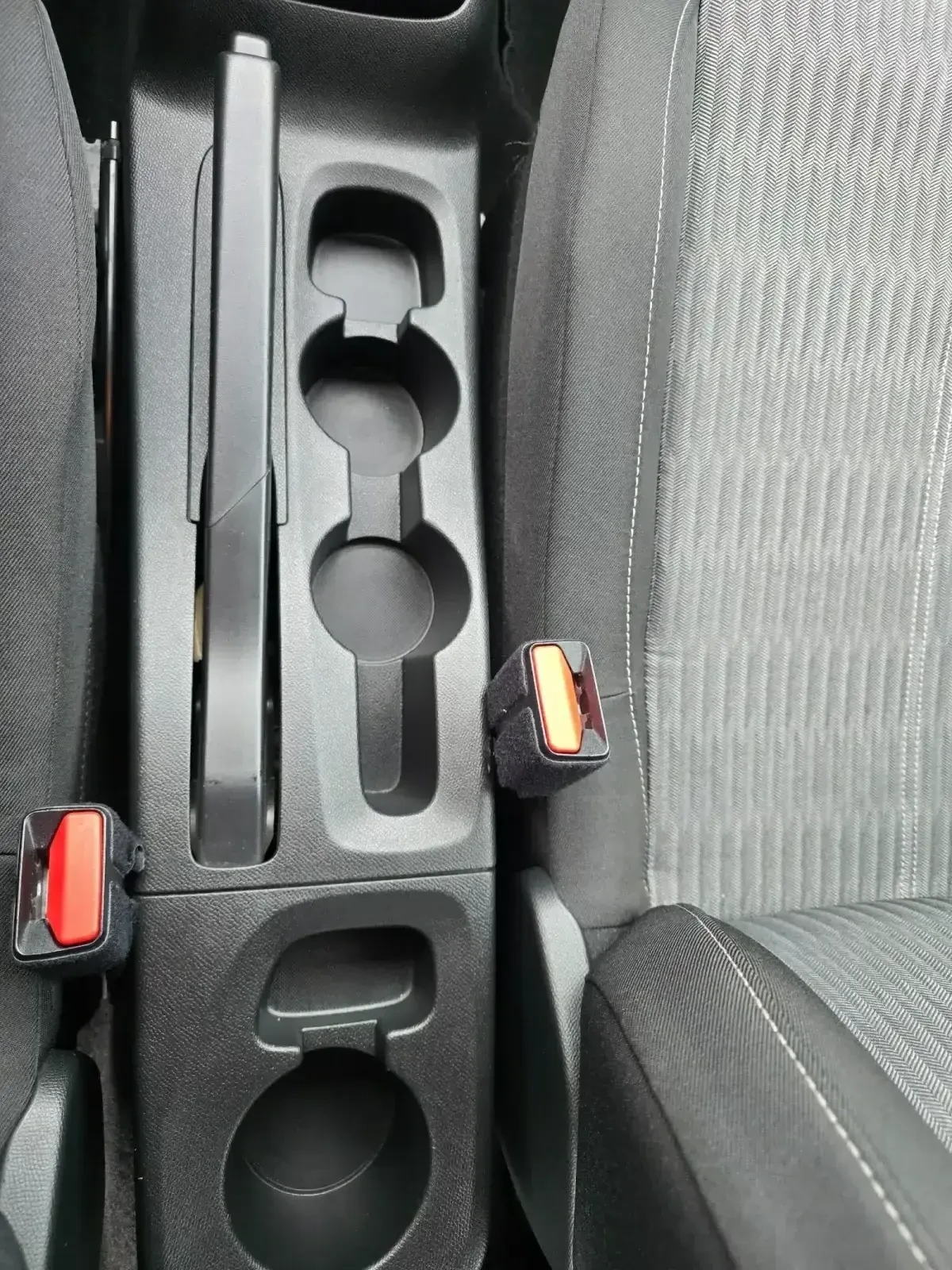 Opel Corsa 1.2, снимка 15 - Автомобили и джипове - 54010555