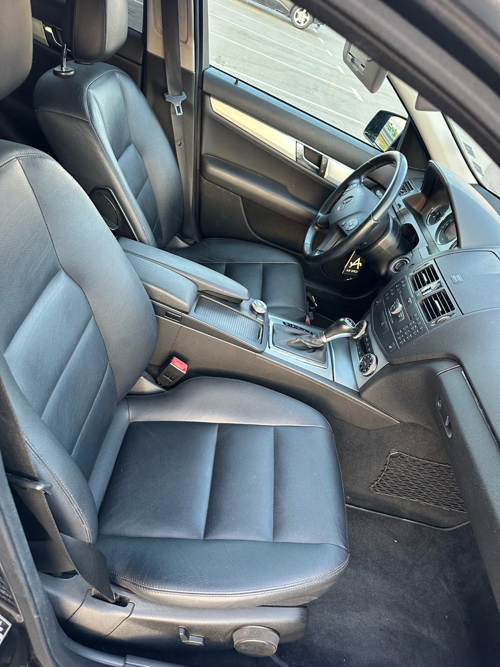 Mercedes-Benz C 220 OM646, снимка 11 - Автомобили и джипове - 54039067