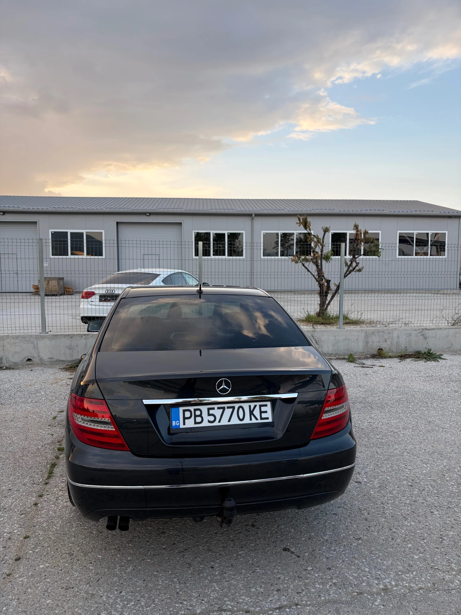 Mercedes-Benz C 200, снимка 5 - Автомобили и джипове - 54555708
