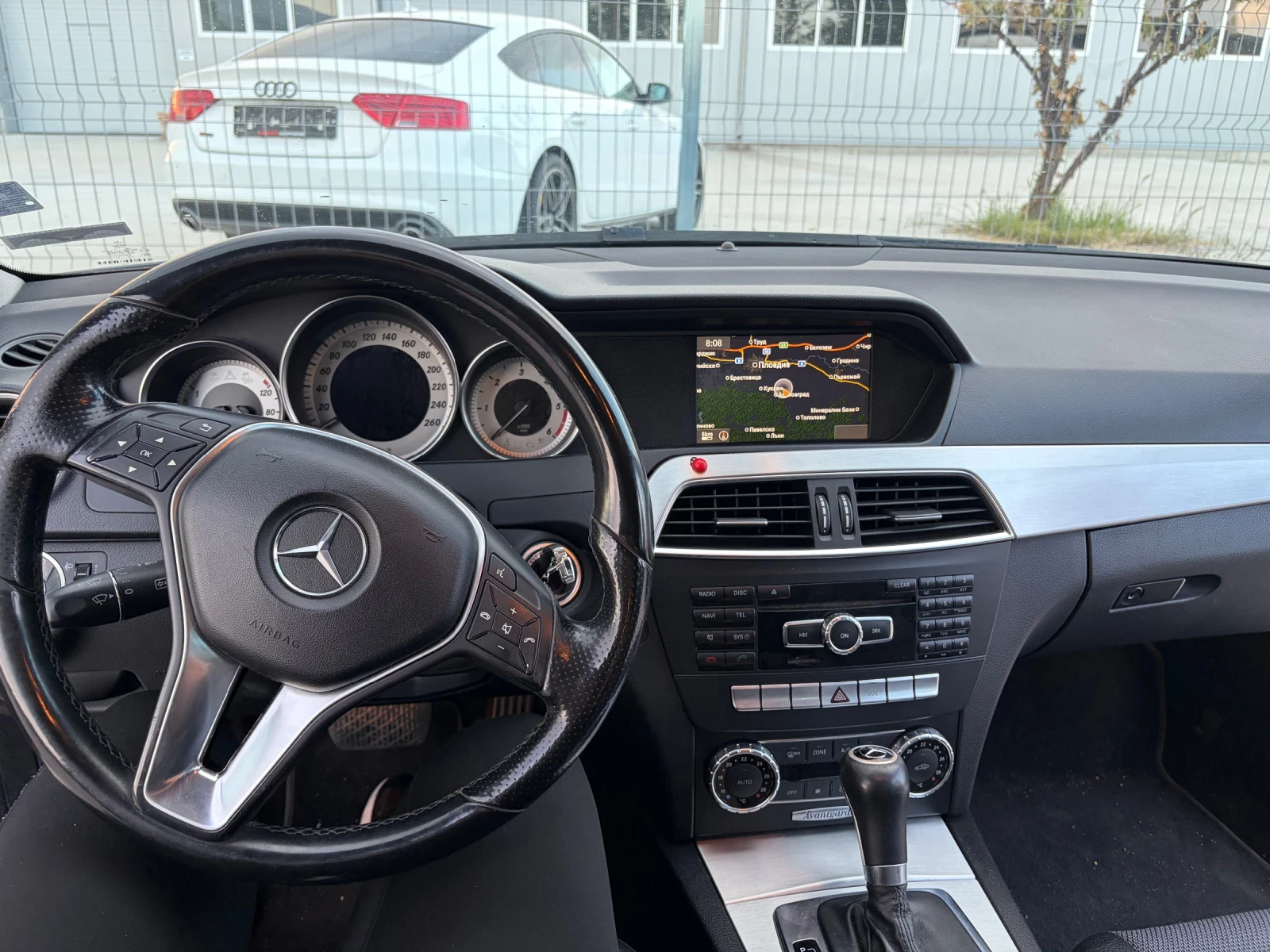 Mercedes-Benz C 200, снимка 6 - Автомобили и джипове - 54555708
