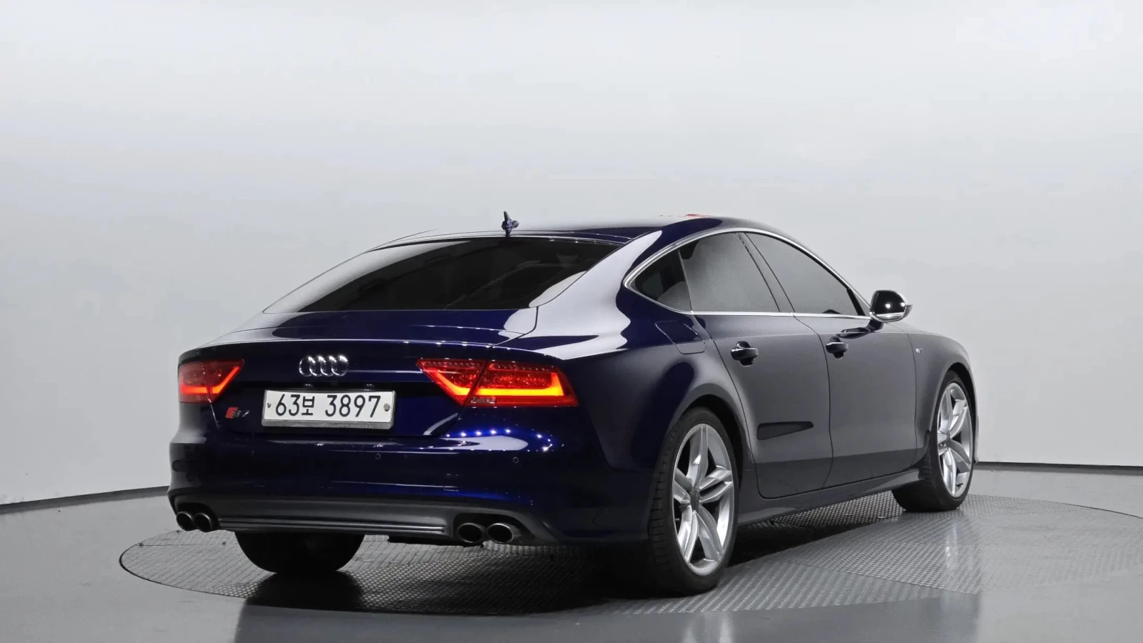 Audi S7 4.0 TFSI Matrix* Disi* HeadUp, снимка 2 - Автомобили и джипове - 54654087