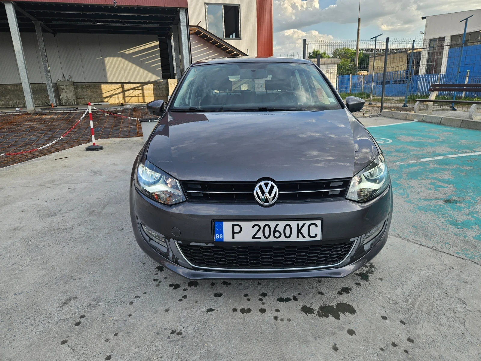 VW Polo 1.4i, снимка 2 - Автомобили и джипове - 54722922