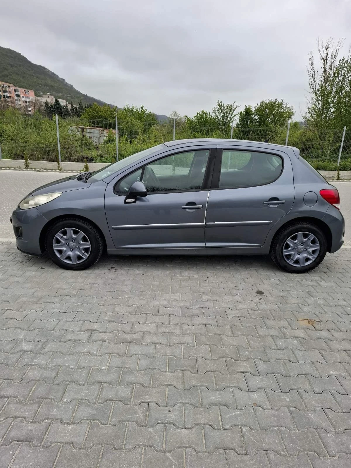 Peugeot 207, снимка 3 - Автомобили и джипове - 54831392