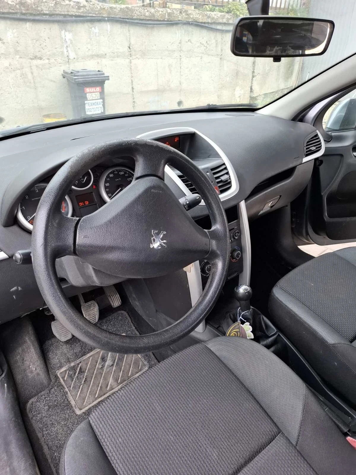 Peugeot 207, снимка 6 - Автомобили и джипове - 54831392