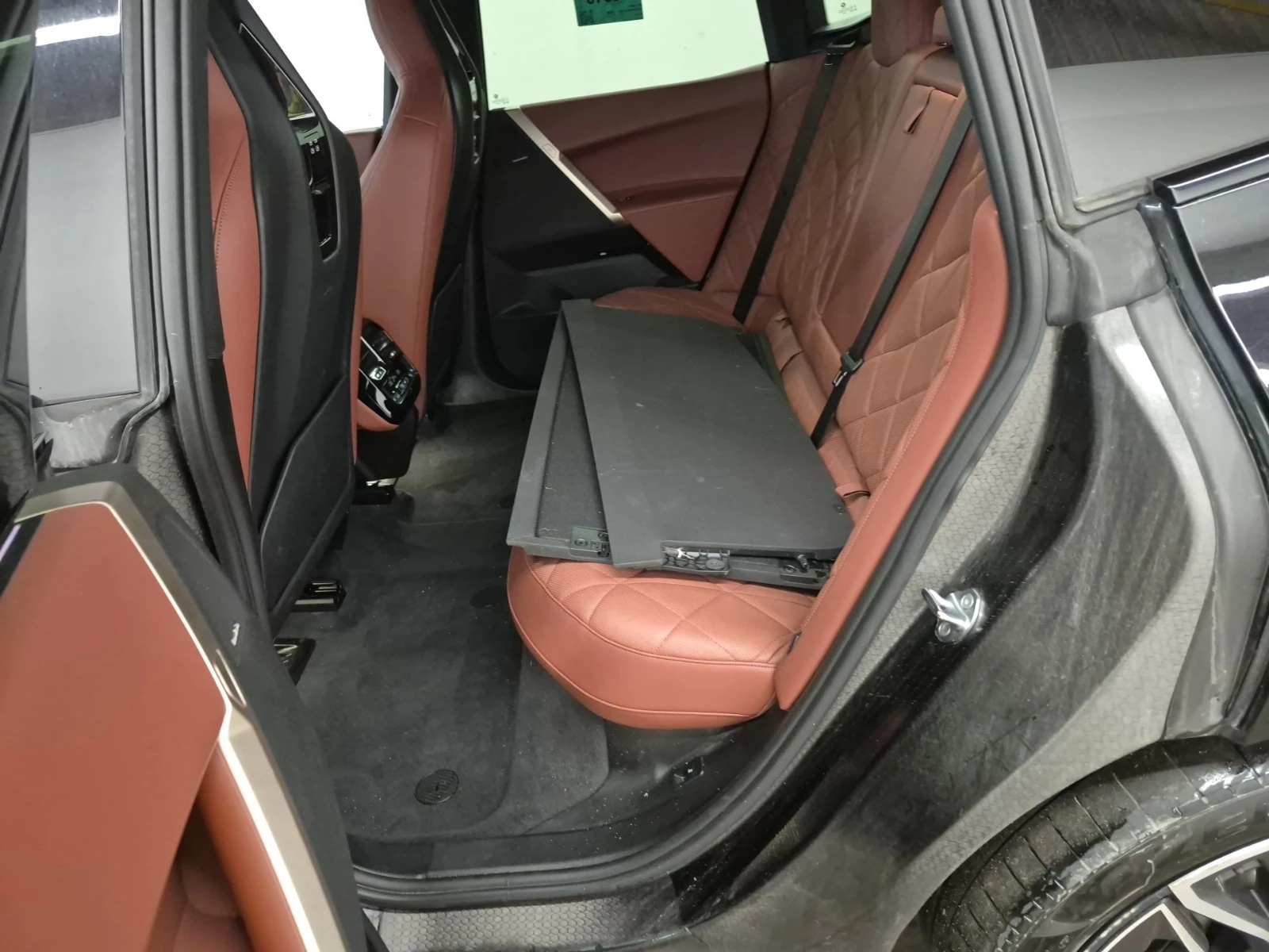 BMW iX XDRIVE50, снимка 8 - Автомобили и джипове - 55037678