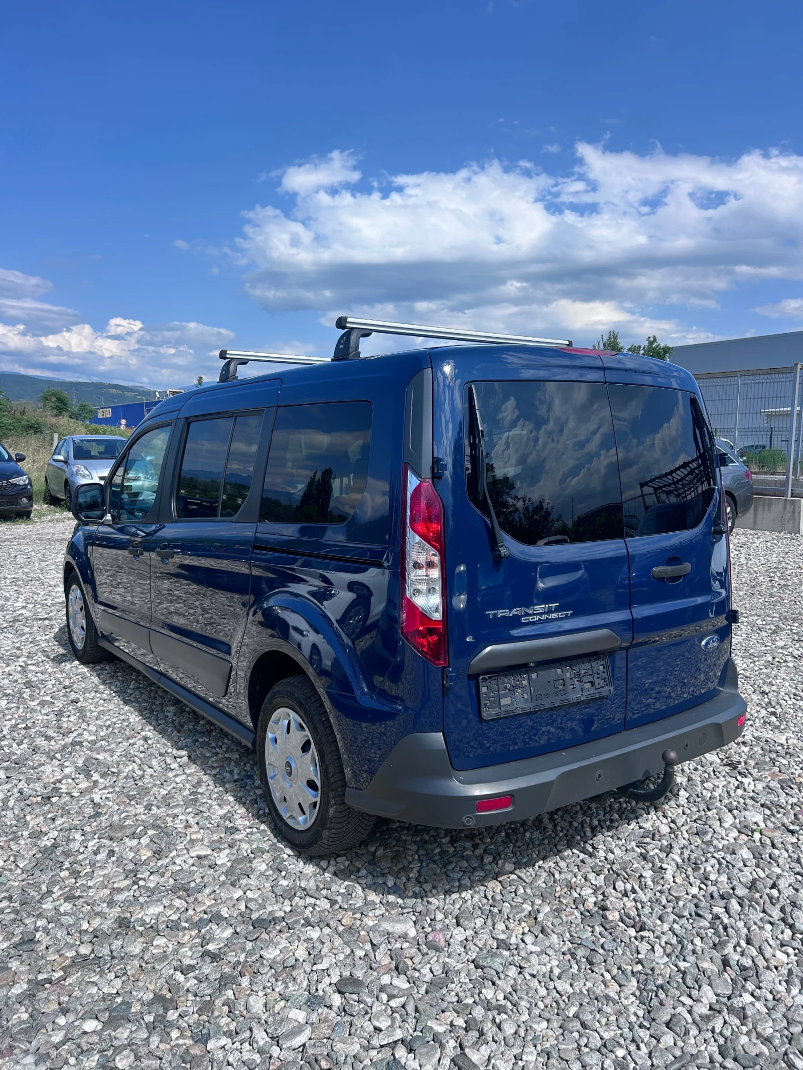 Ford Connect 1.5D Maxi 4+ 1 Service Euro 6 , снимка 3 - Автомобили и джипове - 55399643