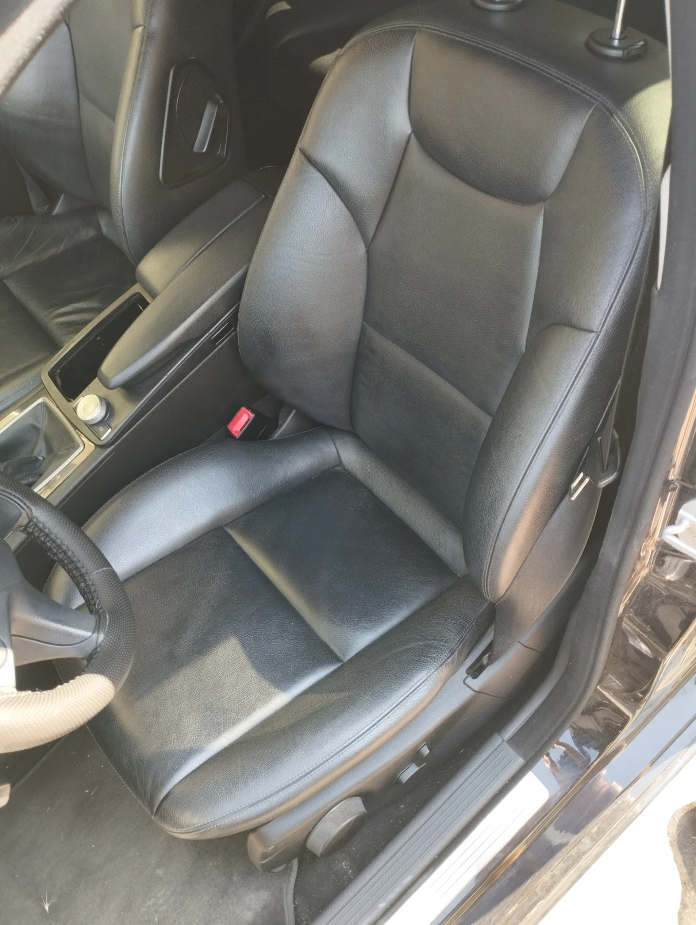 Mercedes-Benz C 180 W204, снимка 3 - Автомобили и джипове - 55647357