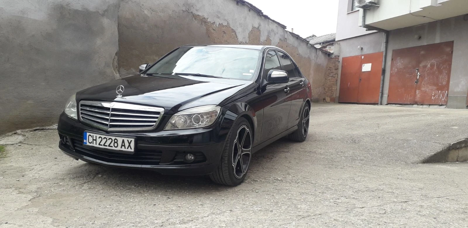 Mercedes-Benz C 180 W204, снимка 2 - Автомобили и джипове - 55647357