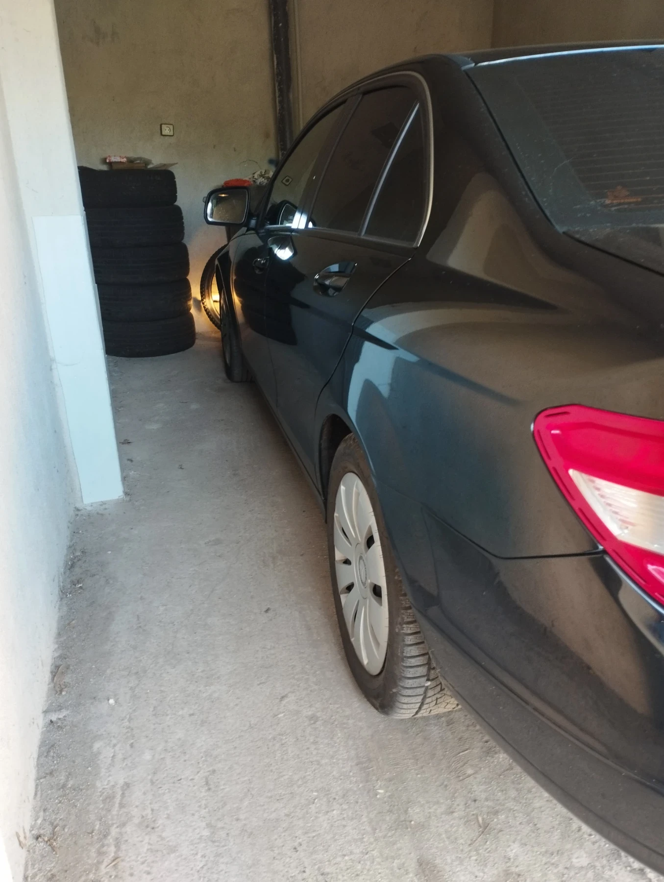 Mercedes-Benz C 180 W204, снимка 7 - Автомобили и джипове - 55647357