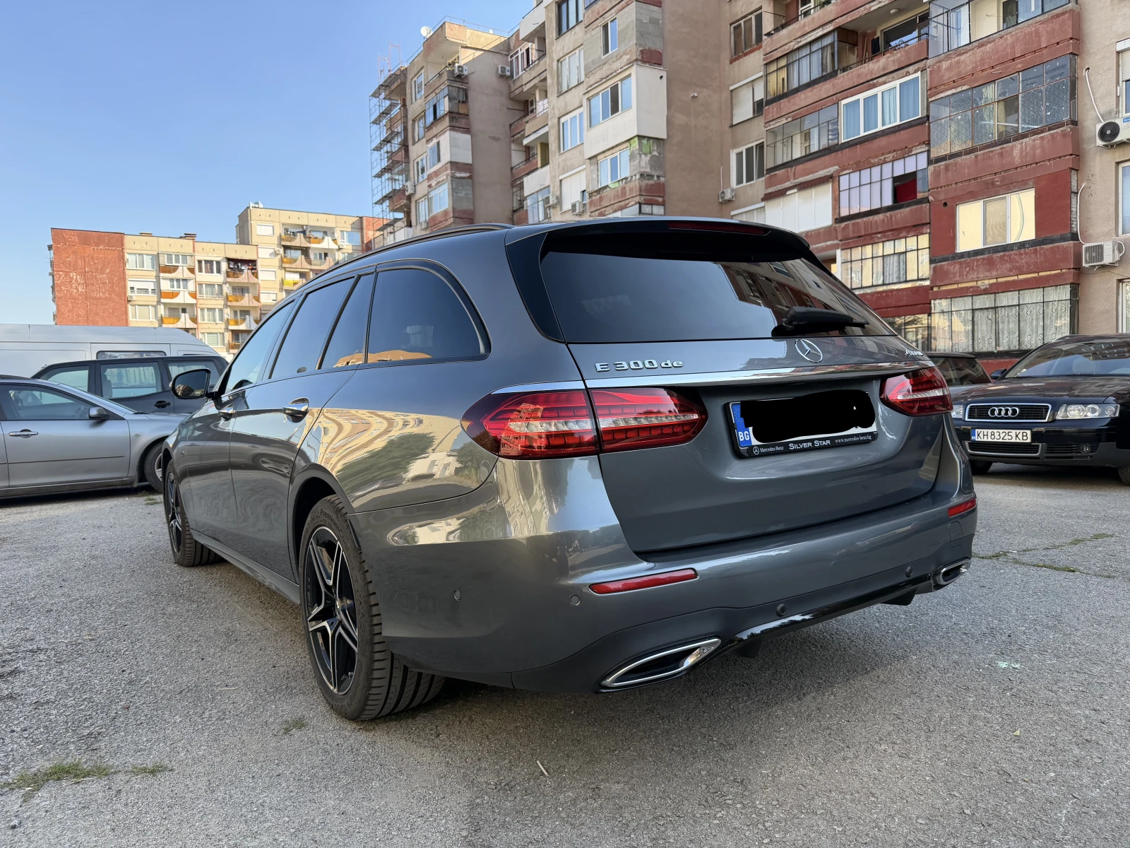 Mercedes-Benz E 300 DE AMG 4Matic 9G Facelift, снимка 3 - Автомобили и джипове - 55962327
