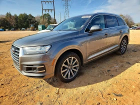 ������ Audi Q7