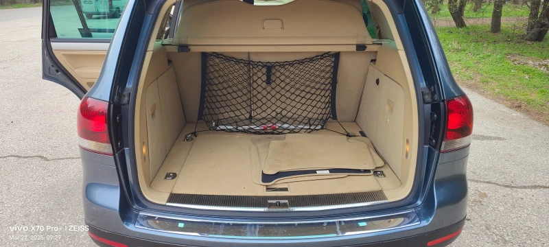 VW Touareg 3.0 TDI V6, снимка 12 - Автомобили и джипове - 52597292