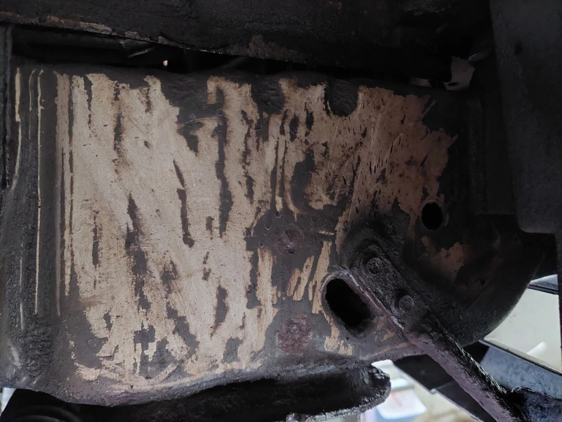 Suzuki Grand vitara 2.0i--128kc-ТОП СЪСТОЯНИЕ, снимка 15 - Автомобили и джипове - 51612792