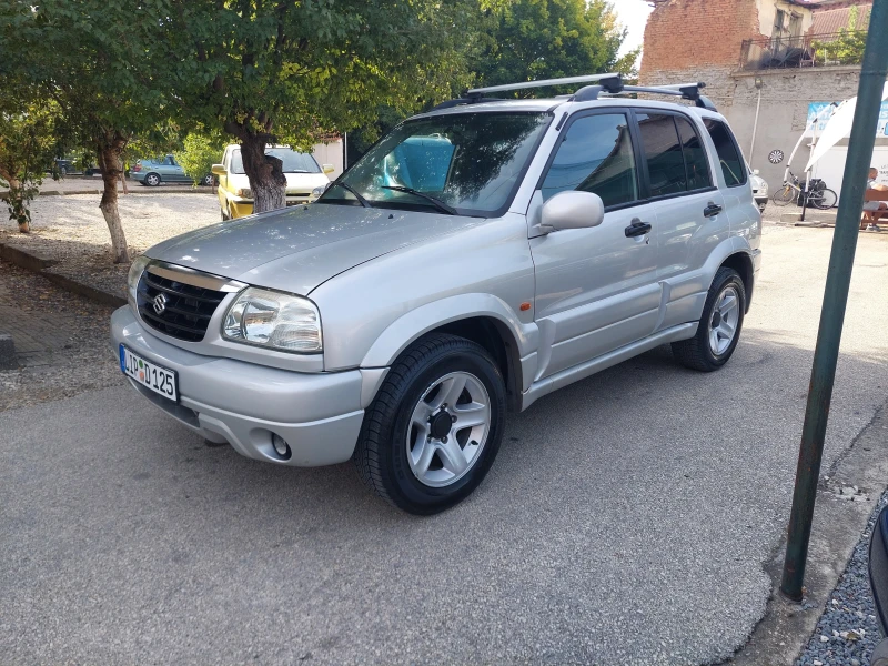 Suzuki Grand vitara 2.0i--128kc-ТОП СЪСТОЯНИЕ, снимка 3 - Автомобили и джипове - 51612792
