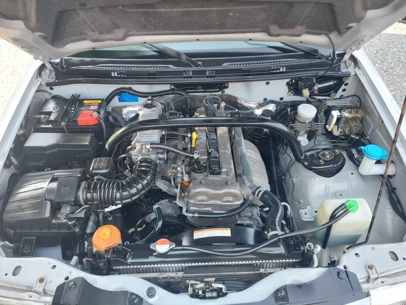 Suzuki Grand vitara 2.0i--128kc-ТОП СЪСТОЯНИЕ, снимка 12 - Автомобили и джипове - 51612792