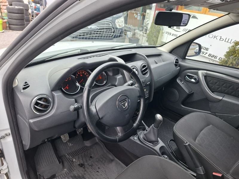 Dacia Duster 1.6I GPL NAVI, снимка 8 - Автомобили и джипове - 53357329