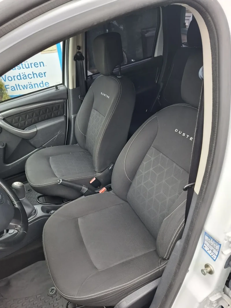 Dacia Duster 1.6I GPL NAVI, снимка 7 - Автомобили и джипове - 53357329