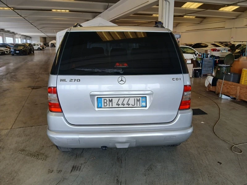 Mercedes-Benz ML 270 270cdi, снимка 9 - Автомобили и джипове - 55104680
