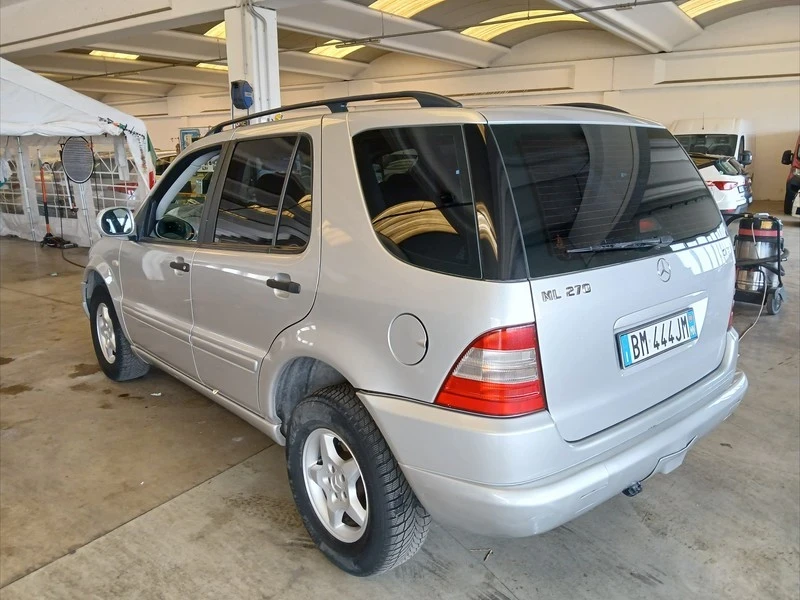 Mercedes-Benz ML 270 270cdi, снимка 8 - Автомобили и джипове - 55104680