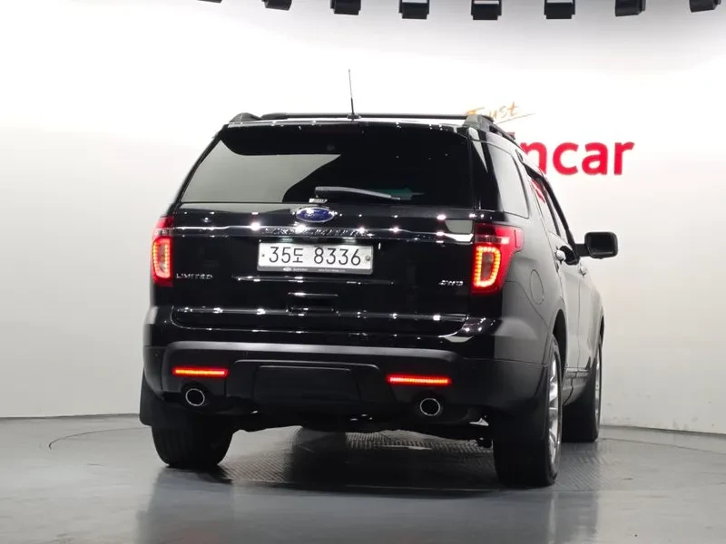 Ford Explorer 3.5 AWD - САМО 30% АВАНС, снимка 4 - Автомобили и джипове - 56368571