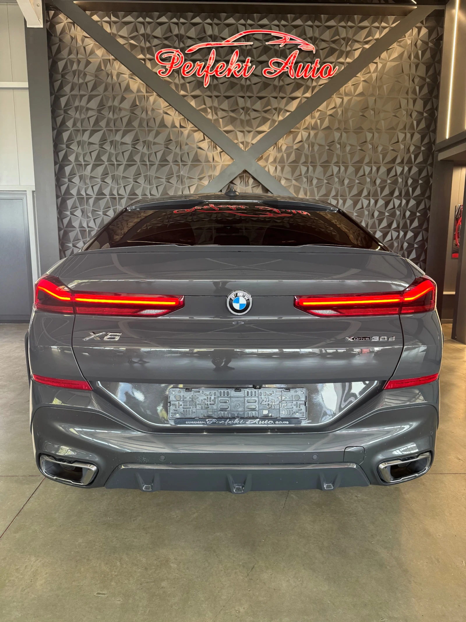 BMW X6 30d xDrive * ПАНОРАМА * M PACKET * HEAD UP *  - изображение 4