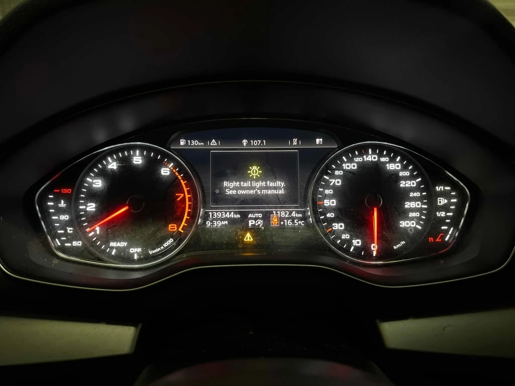 Audi Q5 * Komfort * CARFAX * ЦЕНА ДО БГ - изображение 8