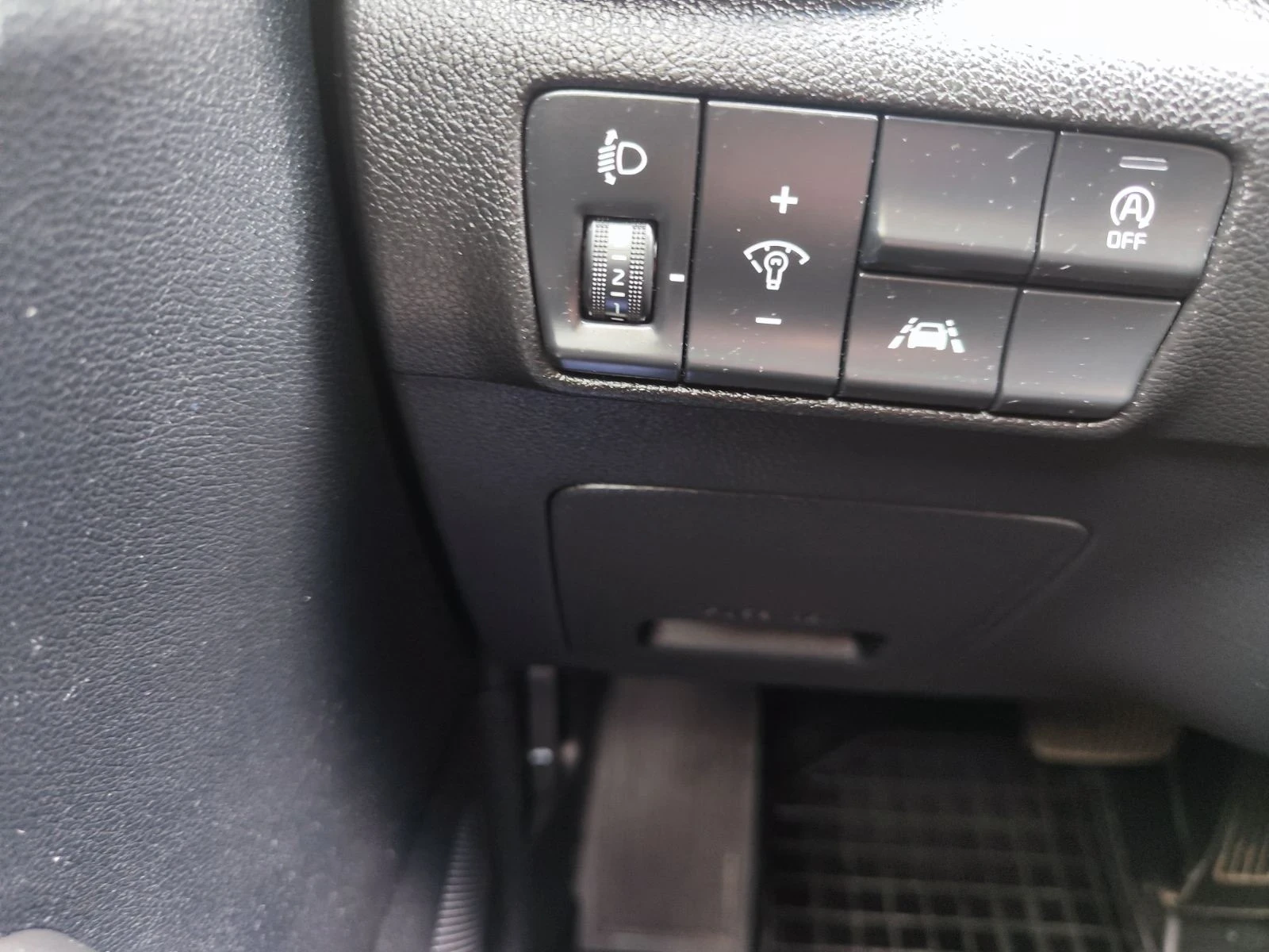 Kia Sportage, снимка 14 - Автомобили и джипове - 53565188