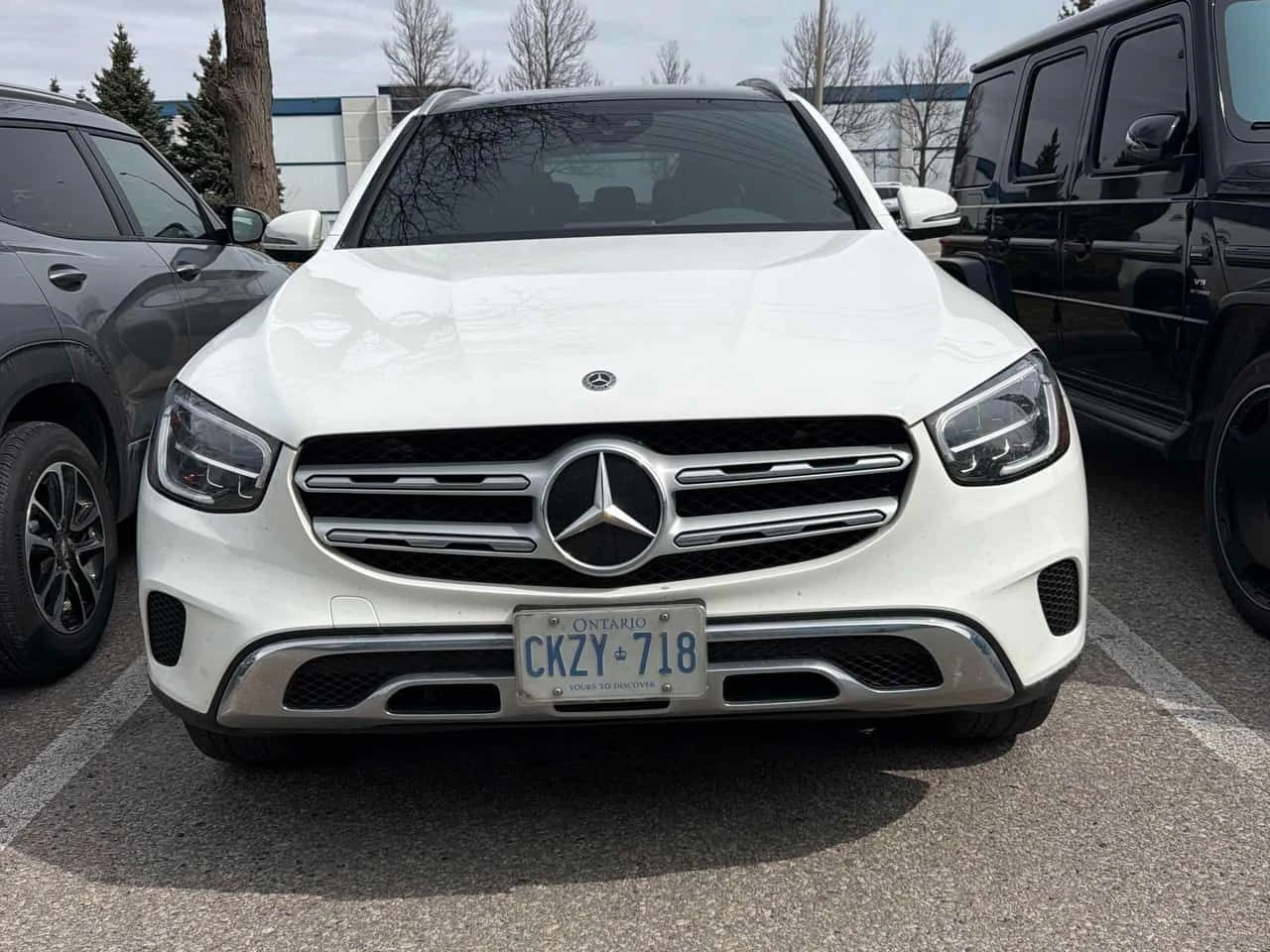 Mercedes-Benz GLC 300 ПАНОРАМА/ОТ ПРЕДСТАВИТЕЛСТВО НА MERCEDES, снимка 2 - Автомобили и джипове - 54232145