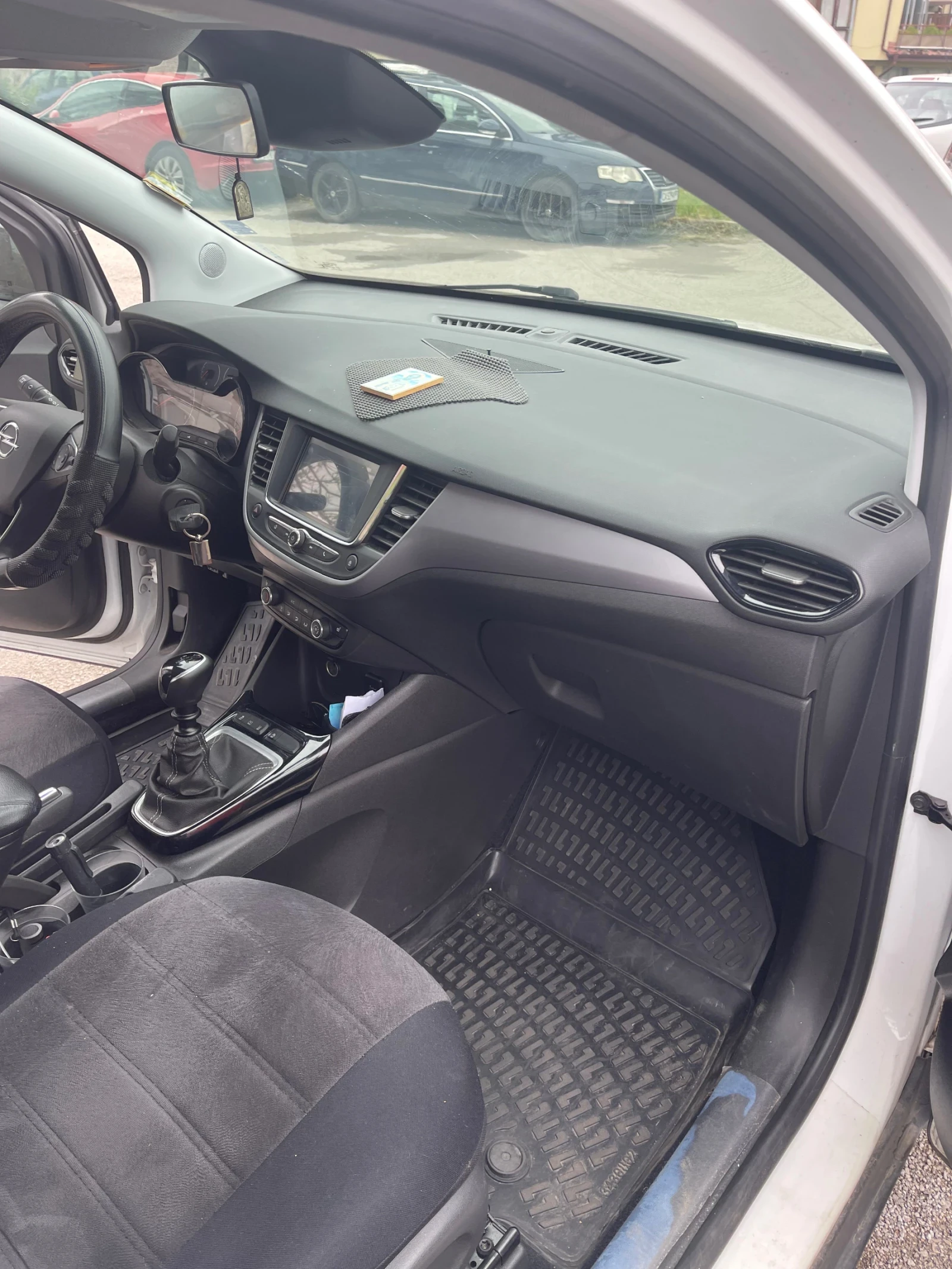 Opel Crossland X, снимка 13 - Автомобили и джипове - 54483171