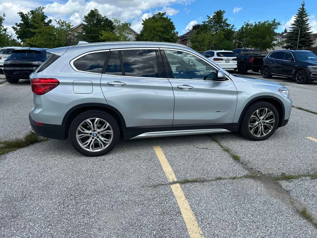 BMW X1 * xDrive28i * CARFAX * БЕЗ ПЪРВОНАЧАЛНА ВНОСКА, снимка 3 - Автомобили и джипове - 54995933