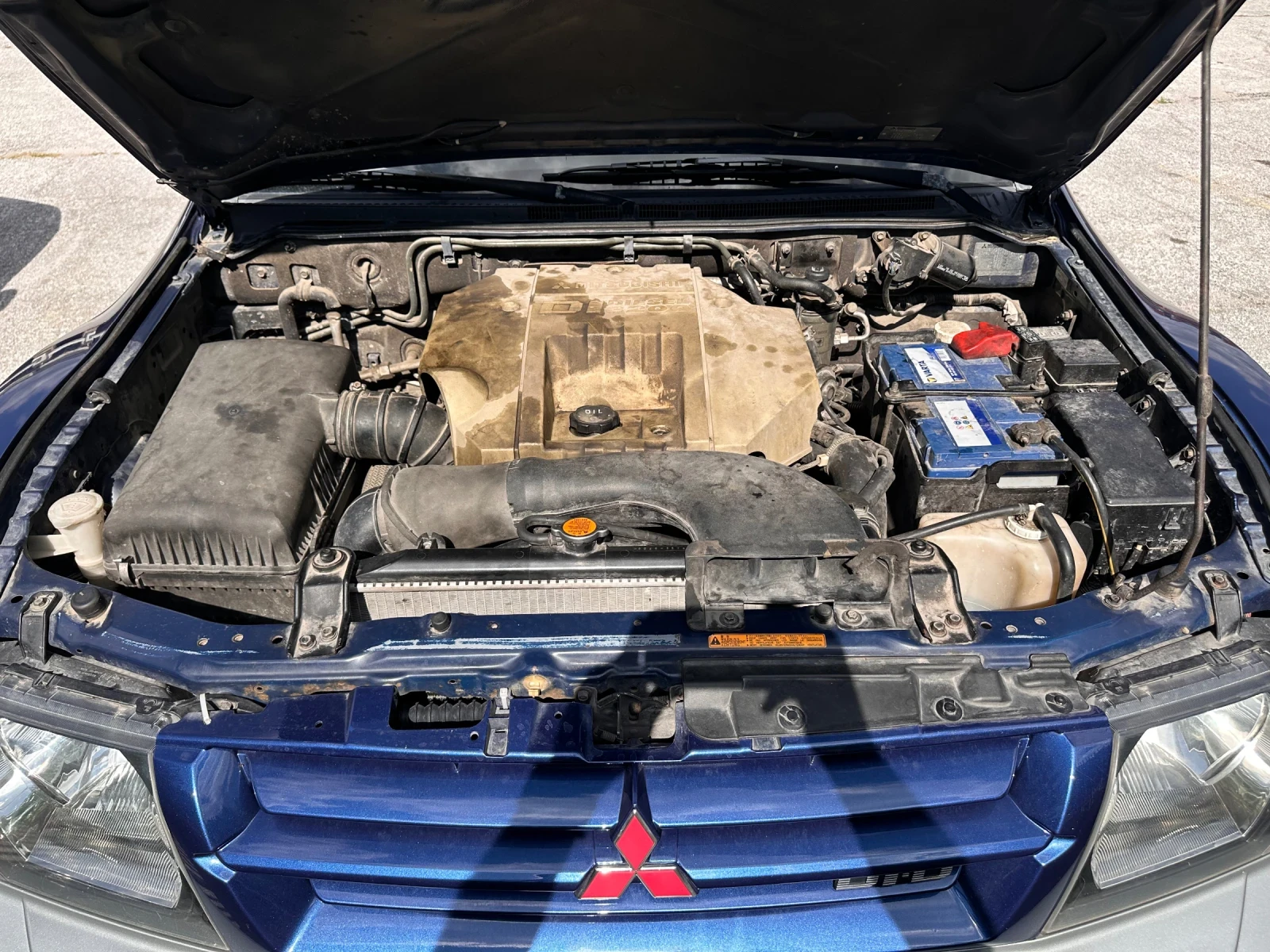 Mitsubishi Pajero 3.2DID, снимка 11 - Автомобили и джипове - 55673129