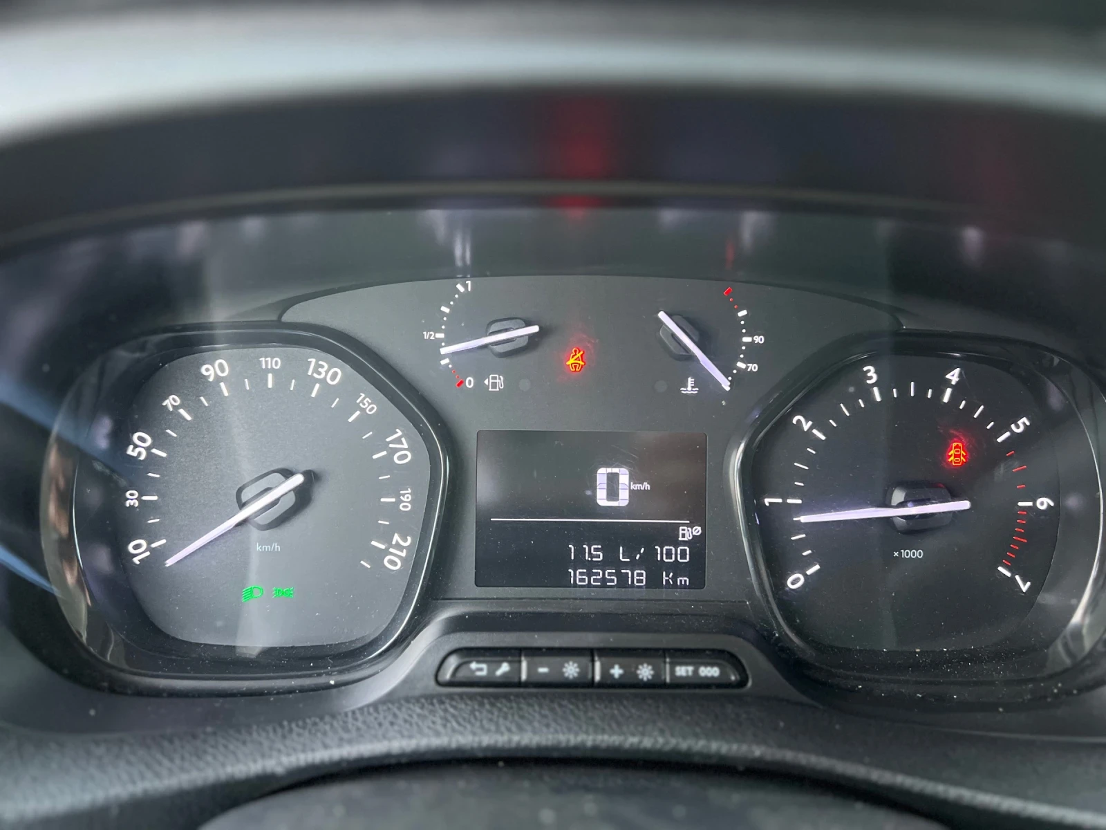 Peugeot Expert ТОП СЪСТОЯНИЕ - изображение 6