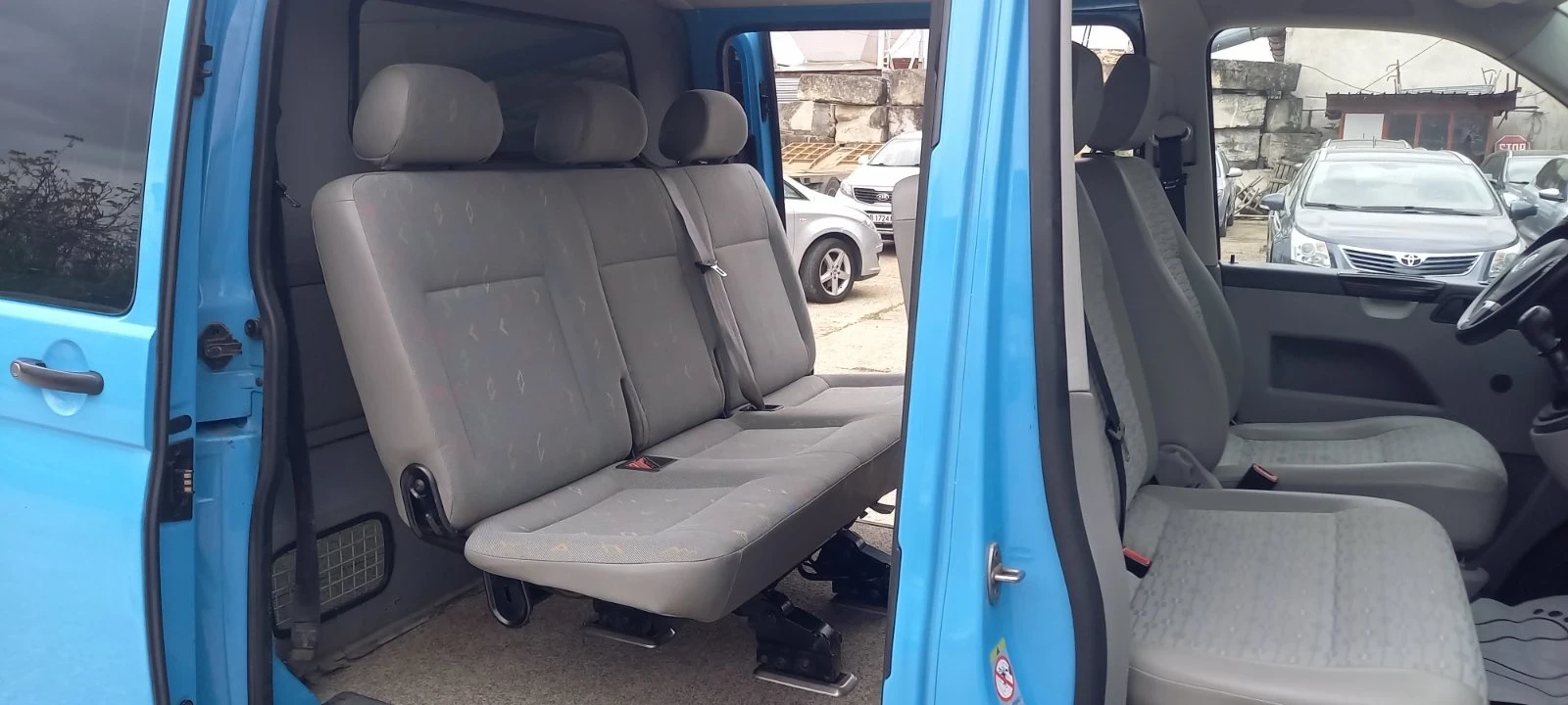 VW T5 2.0TDI/6-места/Швейцария, снимка 10 - Бусове и автобуси - 54284536