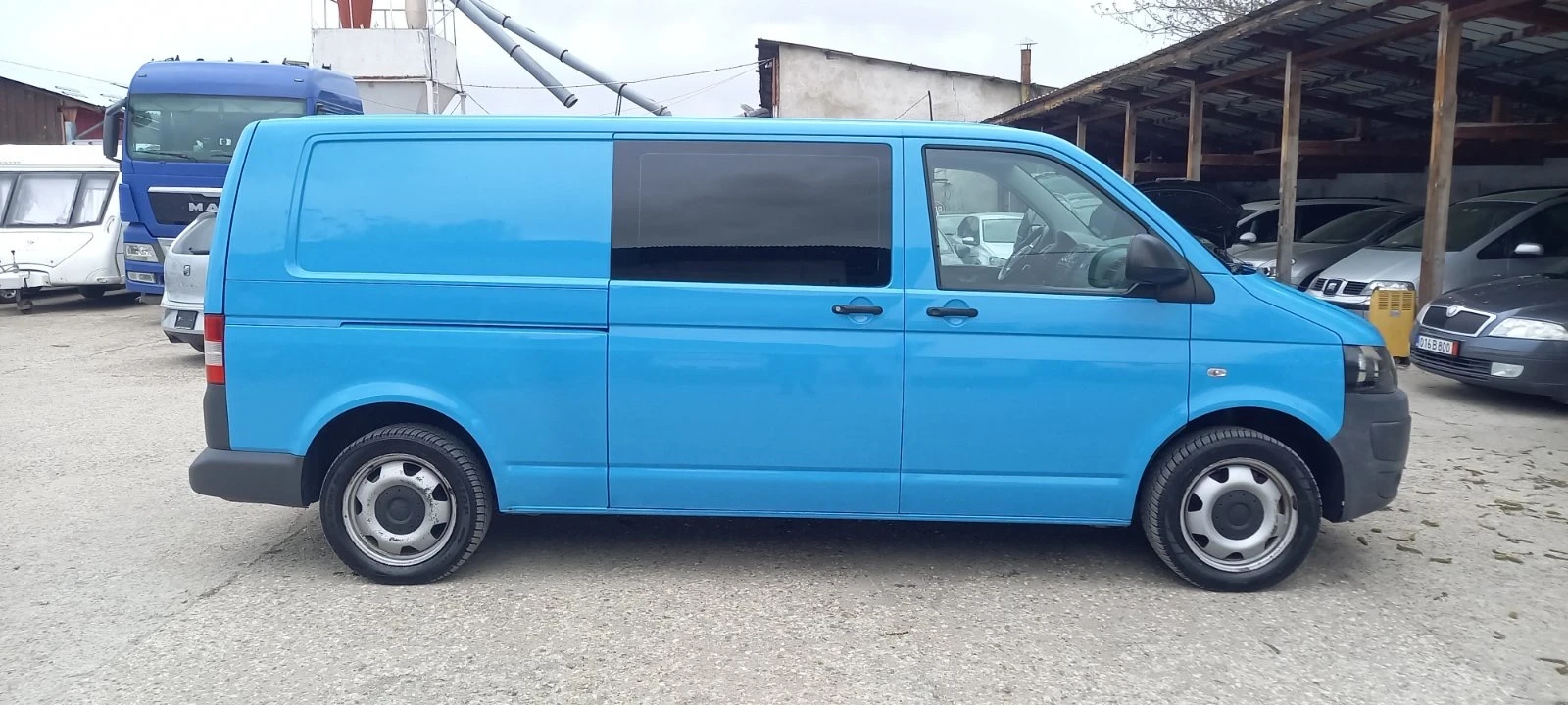 VW T5 2.0TDI/6-места/Швейцария, снимка 5 - Бусове и автобуси - 54284536