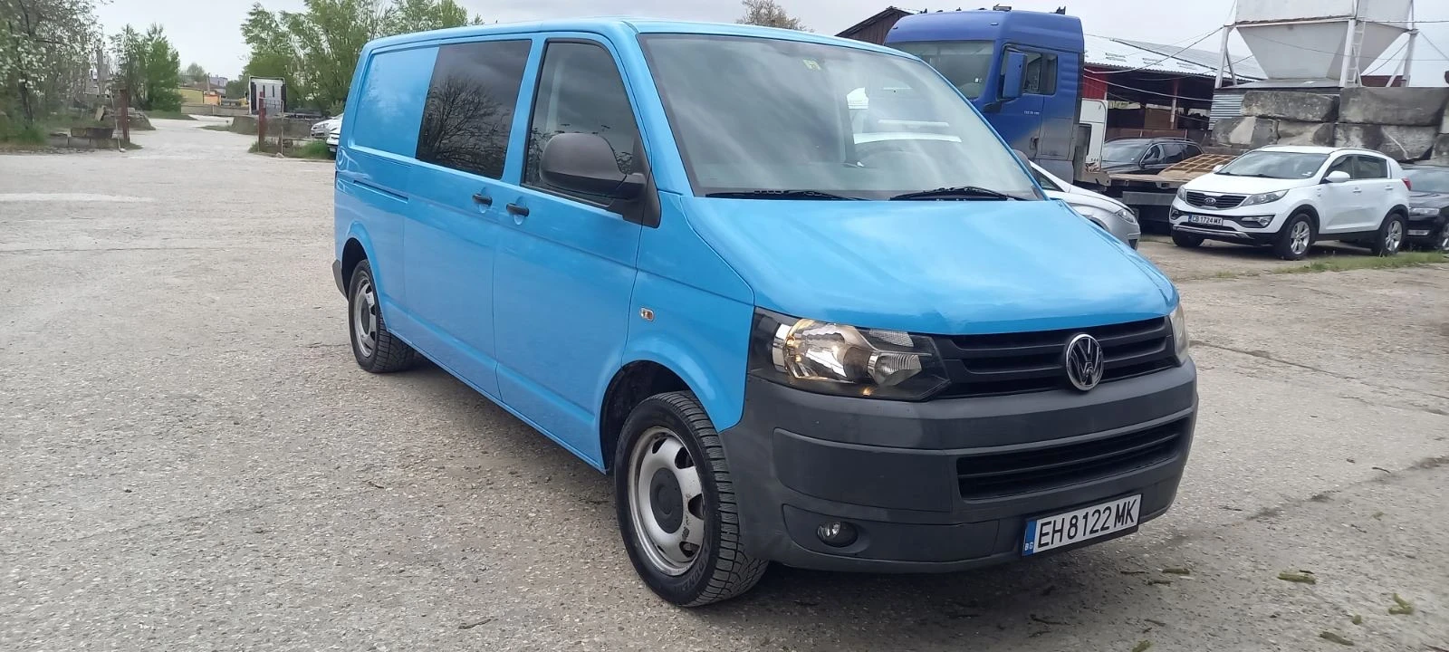 VW T5 2.0TDI/6-места/Швейцария, снимка 2 - Бусове и автобуси - 54284536