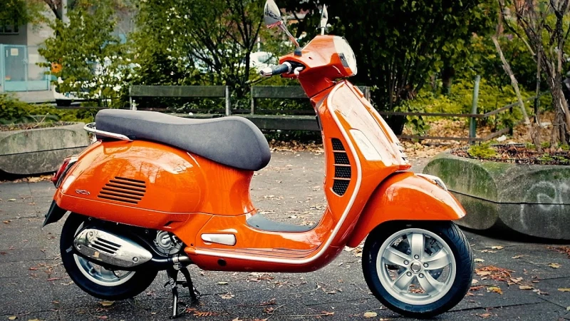 Vespa GTS Първи собственик! Като нов! 2500км.