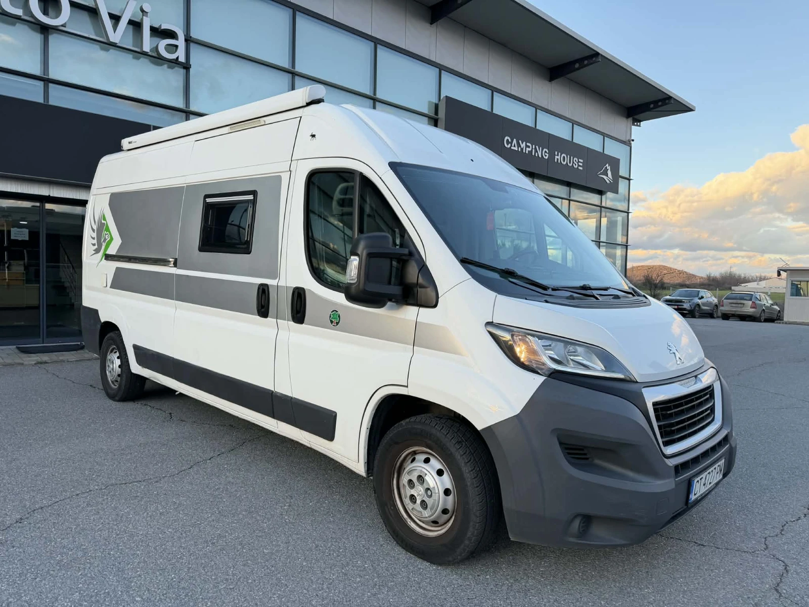 Кемпер Peugeot Тента* Сателит* Солар