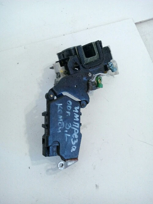 Брава врата задна лява Субару Импреза