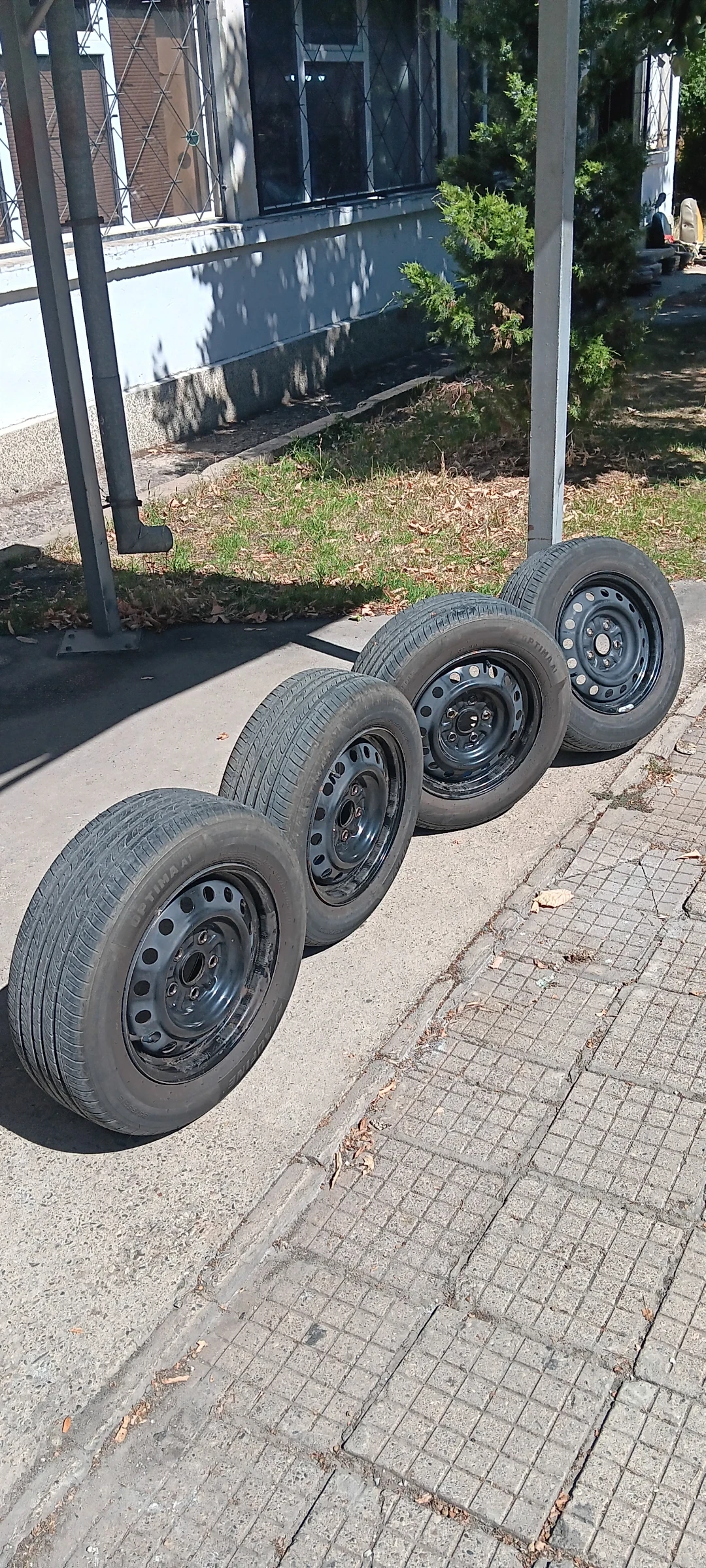    195/65R15  Toyota | Mobile.bg   1