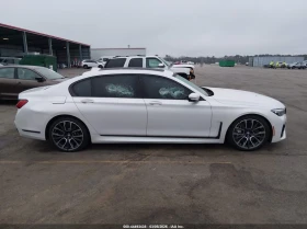 BMW 750 4.4l I xDrive, снимка 13