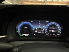 Toyota Crown * 2.5 * 4WD * HYBRID, снимка 16