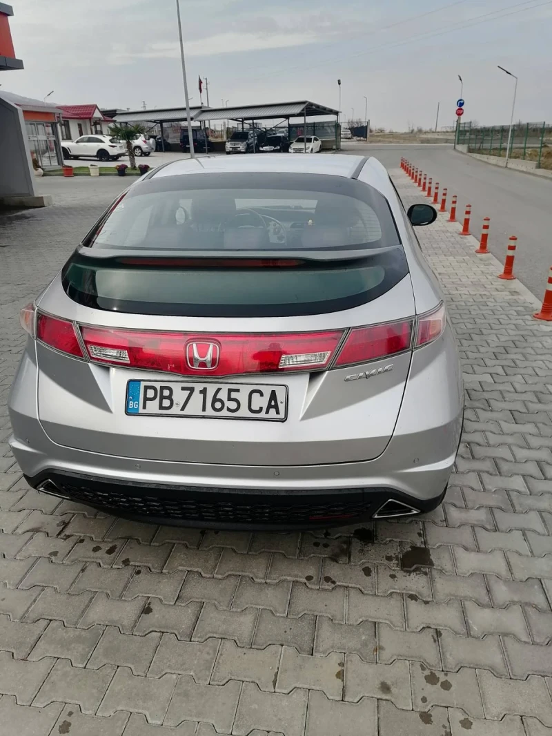 Honda Civic, снимка 2 - Автомобили и джипове - 48552861