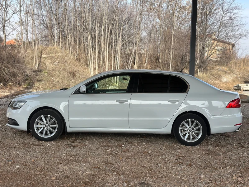 Skoda Superb, снимка 2 - Автомобили и джипове - 49149982